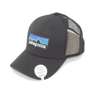 Patagonia P6 Logo Trucker Hat New With Tags, Black